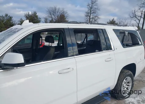 2018 Chevrolet Suburban Lt z USA, uszkodzony, nr VIN 1GNSCHKC1JR104250